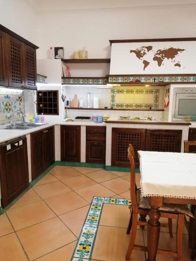 La Casa Di Tania A Napoli Appartamento Esterno foto